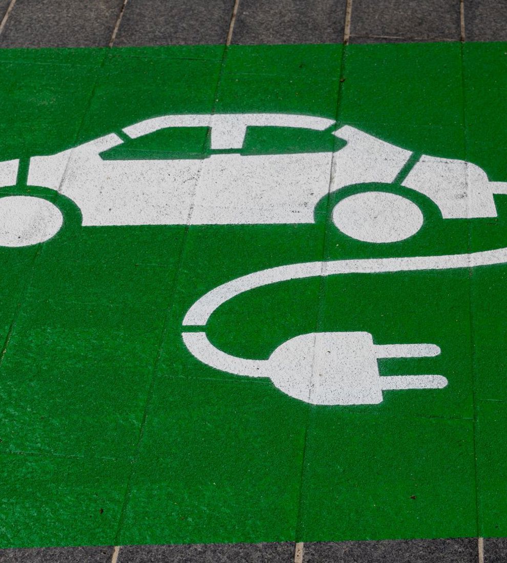Supporting the transition to zero emissions vehicles